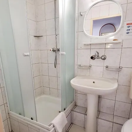 Hostel Cks - Centrum Konferencyjno-szkoleniowe Cs Natura Tour *