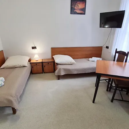 Cks - Centrum Konferencyjno-szkoleniowe Cs Natura Tour *