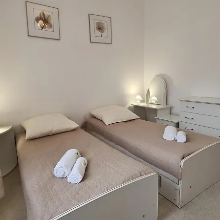 Ostello Cks - Centrum Konferencyjno-szkoleniowe Cs Natura Tour *