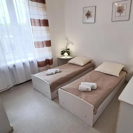 Cks - Centrum Konferencyjno-szkoleniowe Cs Natura Tour * Breslavia