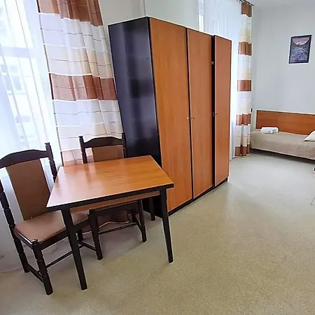 Хостел Cks - Centrum Konferencyjno-szkoleniowe Cs Natura Tour Вроцлав